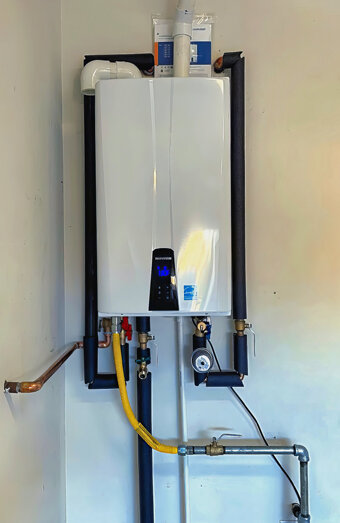 https://leedervillehotwater.com.au/uploads/2025/06/instant-hot-water-systems-63860.jpg